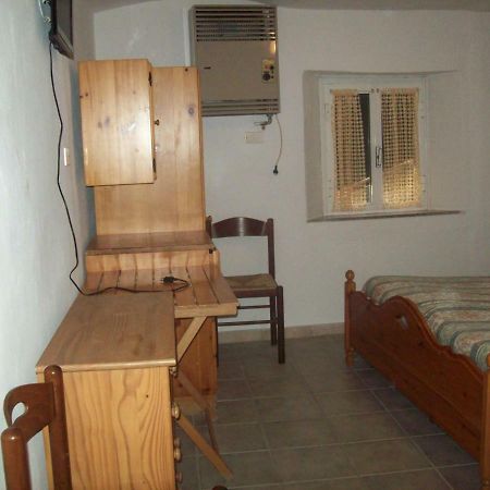 Albergo Casa Del Romano Fascia Bagian luar foto